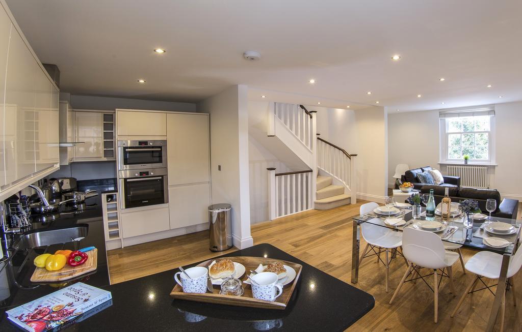 Finchley Central Luxury 3 Bed Triplex Loft Style Apartment Hendon Esterno foto